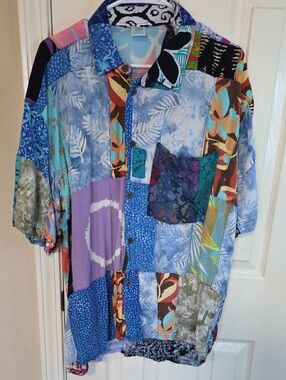 Men's Patchwork Short-Sleeve Button-Down Shirt in Blue Multi. Vintage! Large